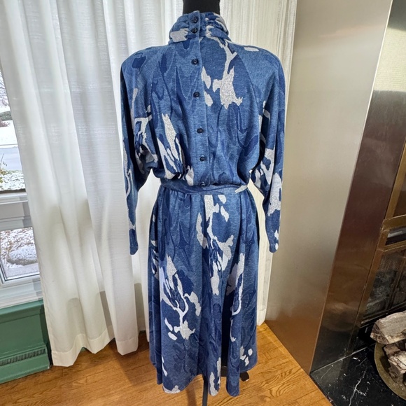 Vintage 80s dress, navy, blue, silver, grey, batwing sleeves, with belt, 8 (M) - Picture 8 of 14